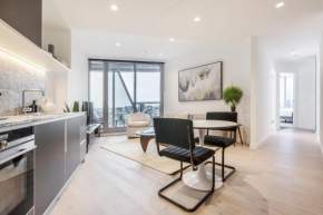 Contemporary CBD Living From Level 23 at West Side